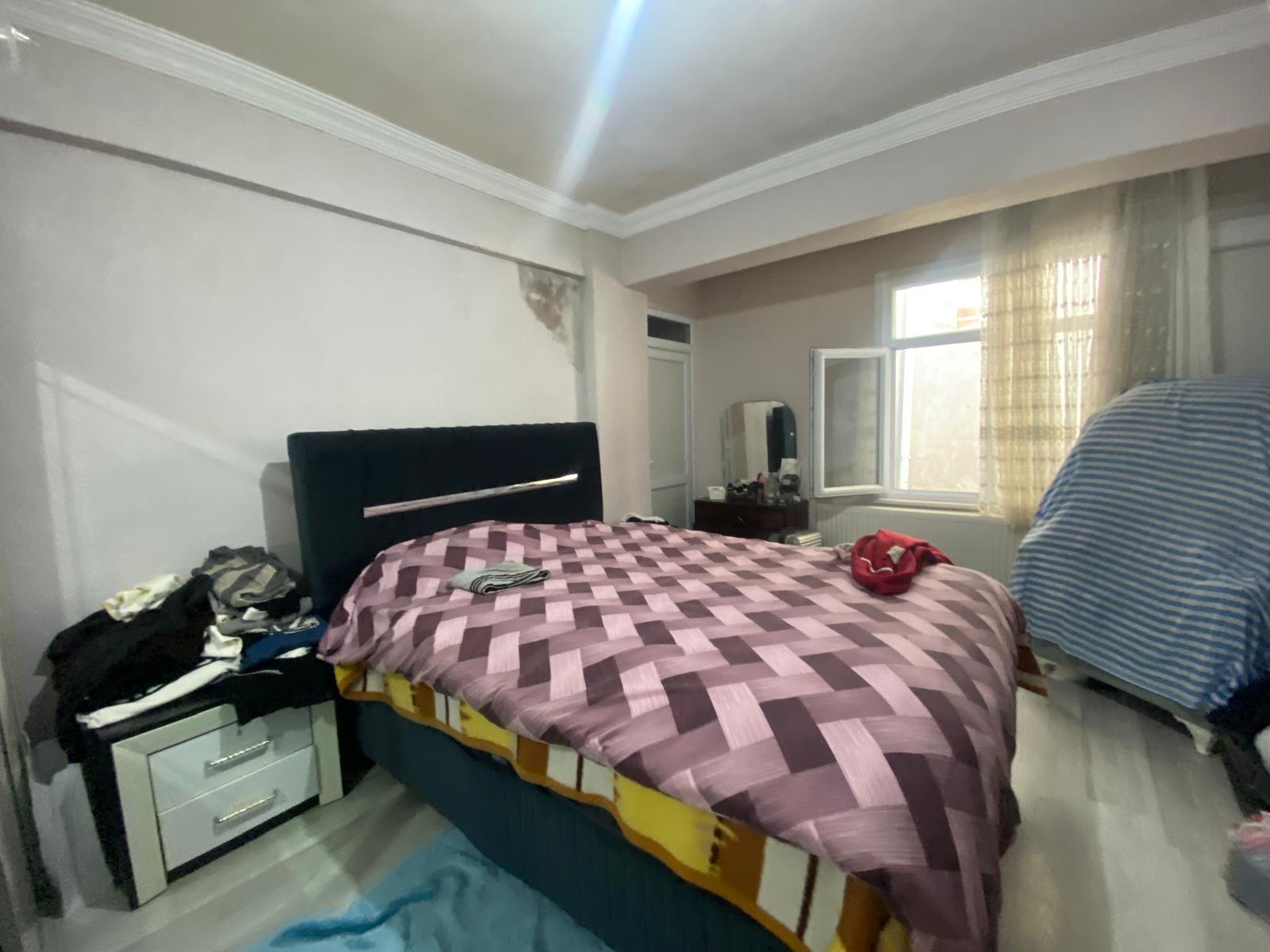 ŞEREFİYE MAH KARAFIRIN YAKINI 2 KATLI KOMPLE SATILIK BİNA